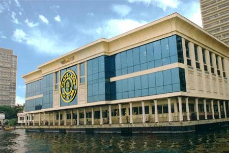 Golds Gym image